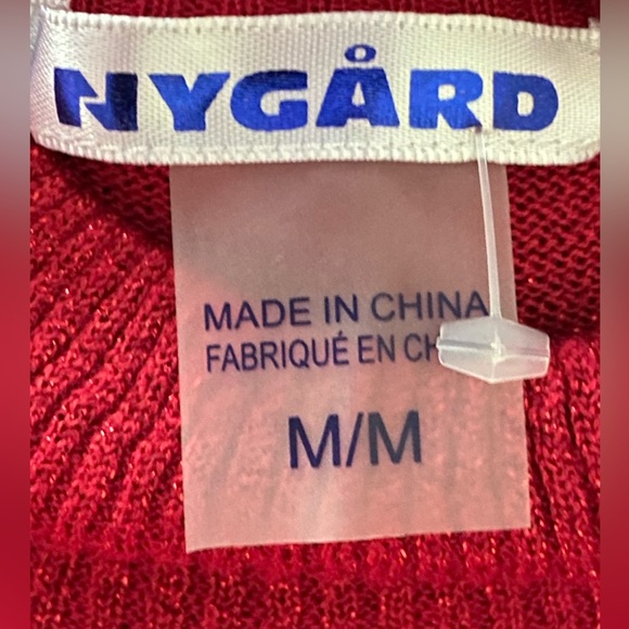 NWOT. Nygard Women’s Sleeveless Turtleneck Stretch Top Metallic Red Size MEDIUM. - Picture 7 of 10